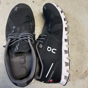 On running woman’s size 6.5